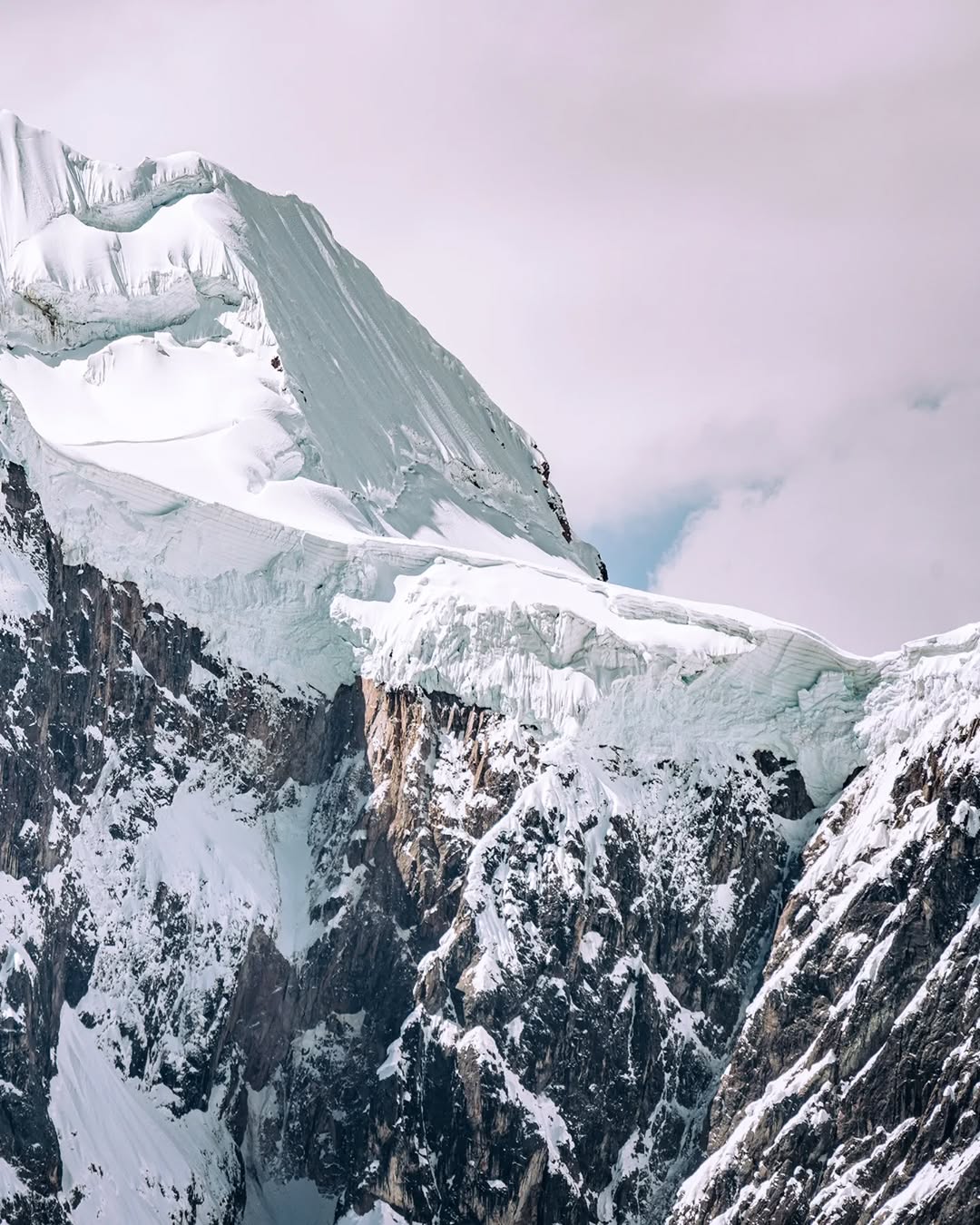 MONTAÑA AUSANGATE